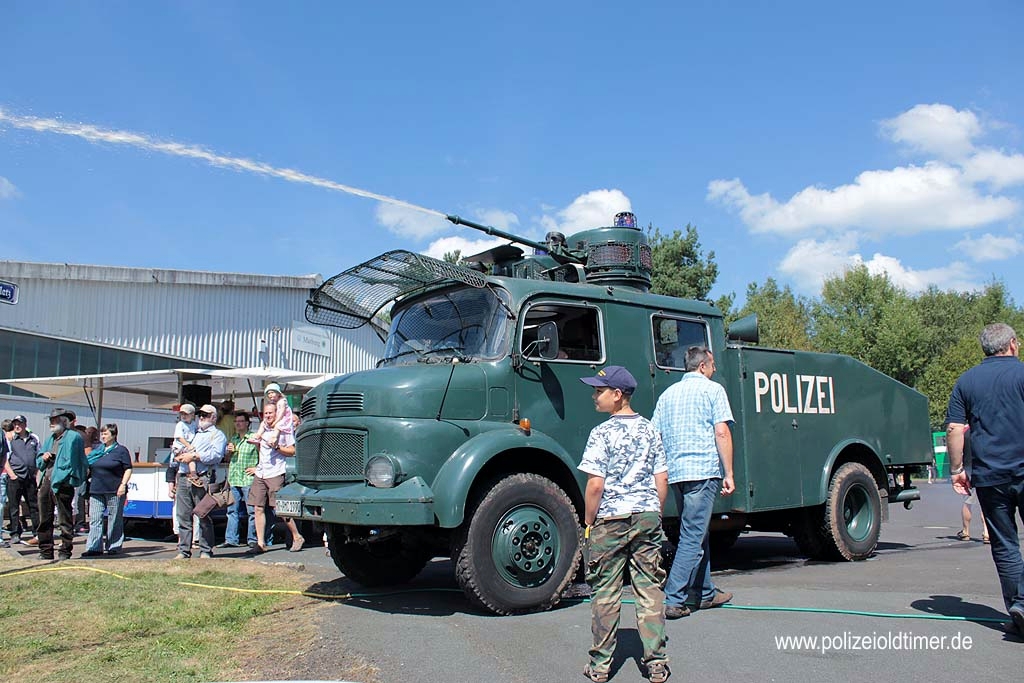 Sommerfest-Polizeioldtimer-Museum_2012 (135).jpg